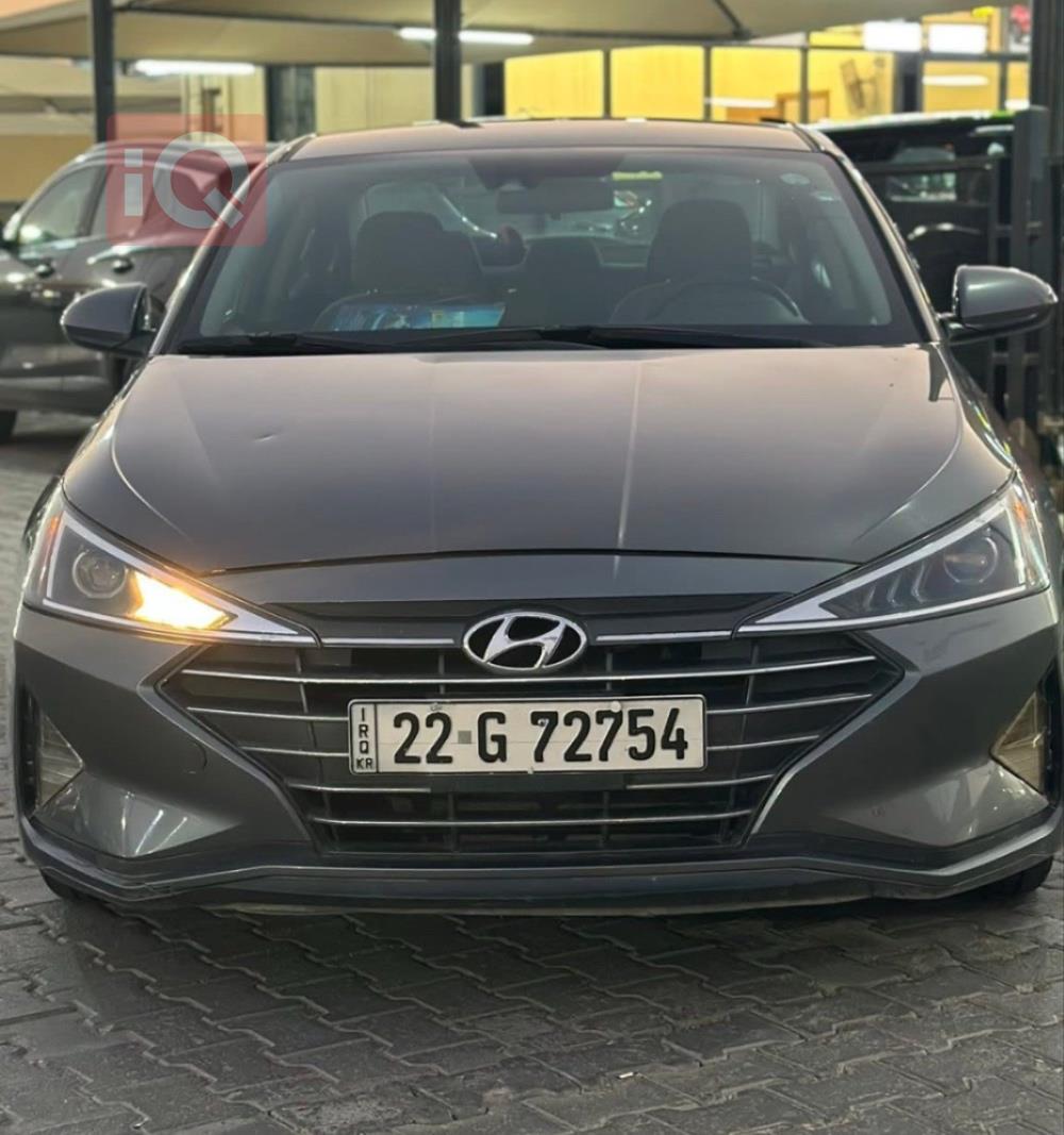 هیوندای ئەلەنترا
